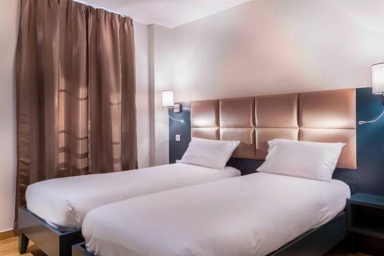 Hotel Jenner Paris Bagian luar foto