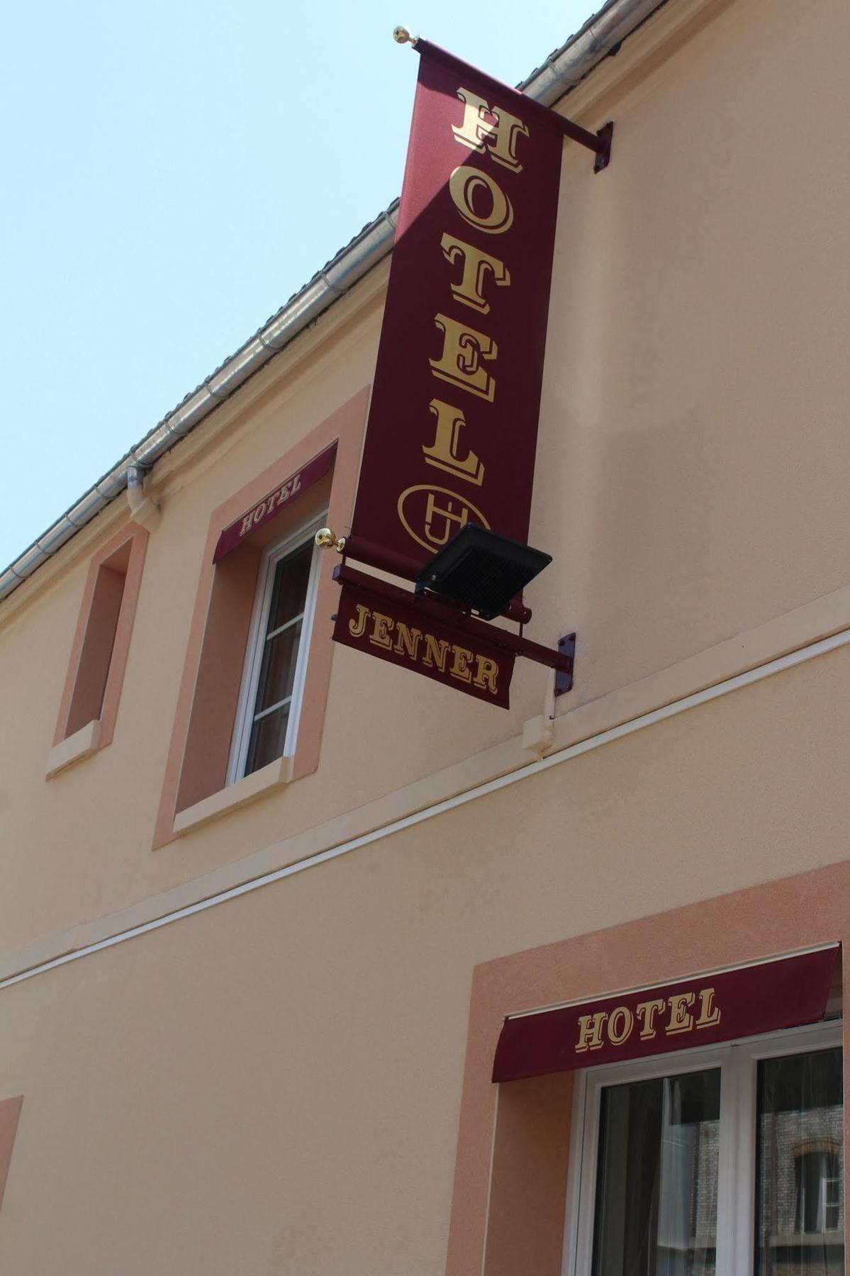 Hotel Jenner Paris Bagian luar foto