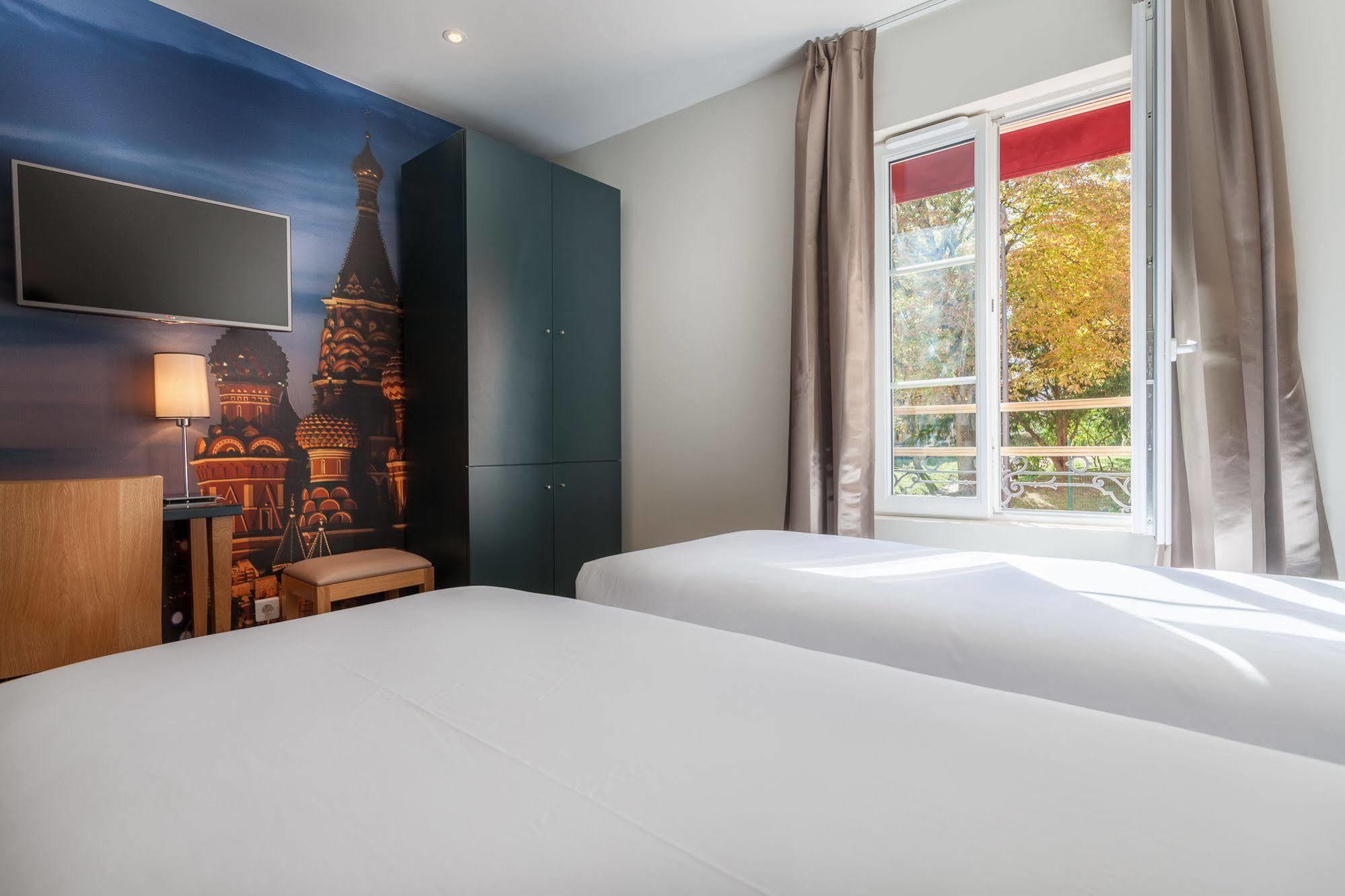Hotel Jenner Paris Bagian luar foto